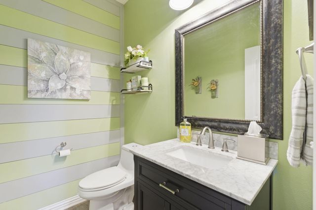 611 N Rockingham Avenue, Nixa, MO 65714