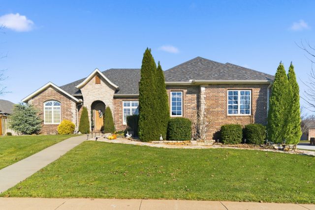 611 N Rockingham Avenue, Nixa, MO 65714