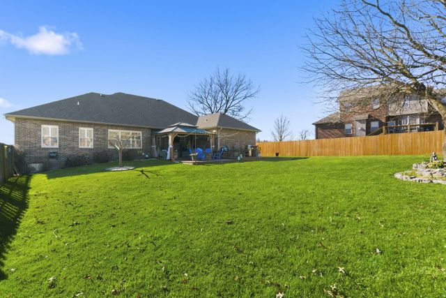 611 N Rockingham Avenue, Nixa, MO 65714