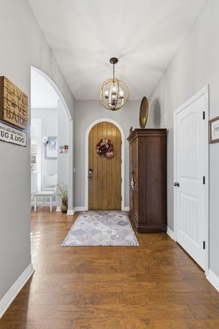 611 N Rockingham Avenue, Nixa, MO 65714