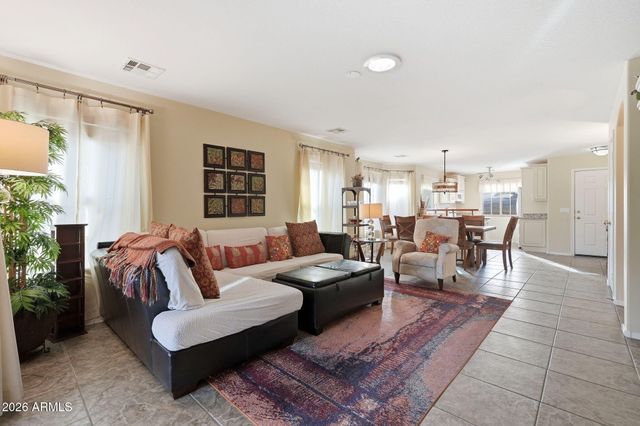 29515 N LITTLE LEAF Drive, San Tan Valley, AZ 85143