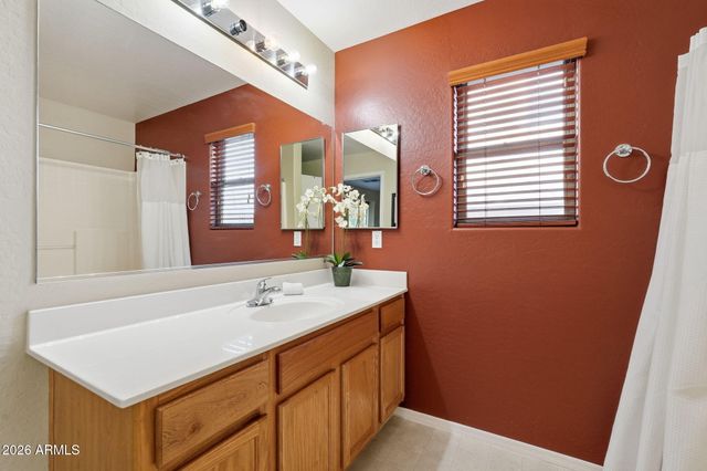 29515 N LITTLE LEAF Drive, San Tan Valley, AZ 85143