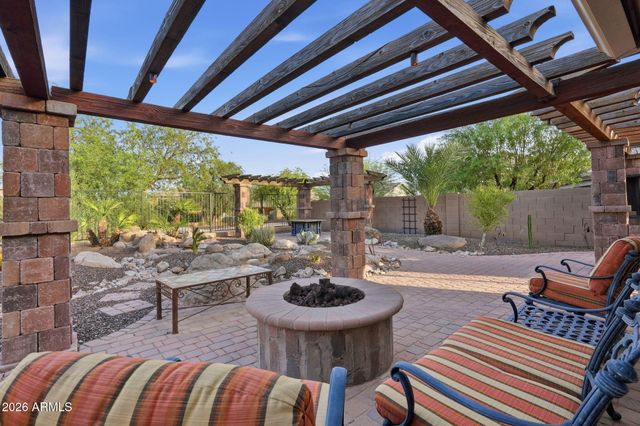 29515 N LITTLE LEAF Drive, San Tan Valley, AZ 85143