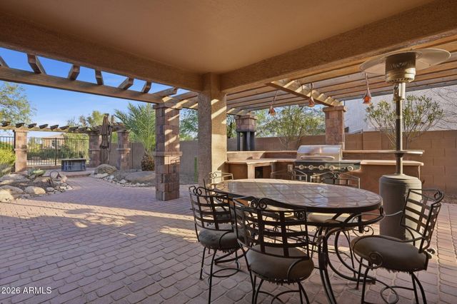 29515 N LITTLE LEAF Drive, San Tan Valley, AZ 85143