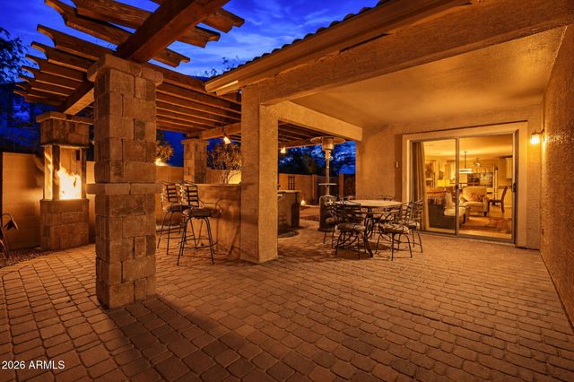 29515 N LITTLE LEAF Drive, San Tan Valley, AZ 85143