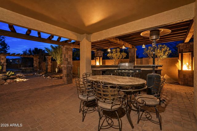 29515 N LITTLE LEAF Drive, San Tan Valley, AZ 85143