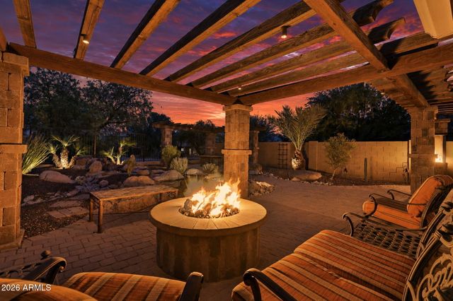 29515 N LITTLE LEAF Drive, San Tan Valley, AZ 85143