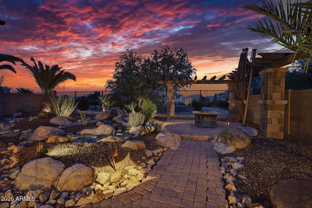 29515 N LITTLE LEAF Drive, San Tan Valley, AZ 85143