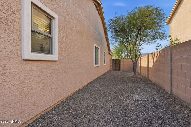 29515 N LITTLE LEAF Drive, San Tan Valley, AZ 85143