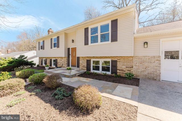 4319 FARM HOUSE LN, Fairfax, VA 22032