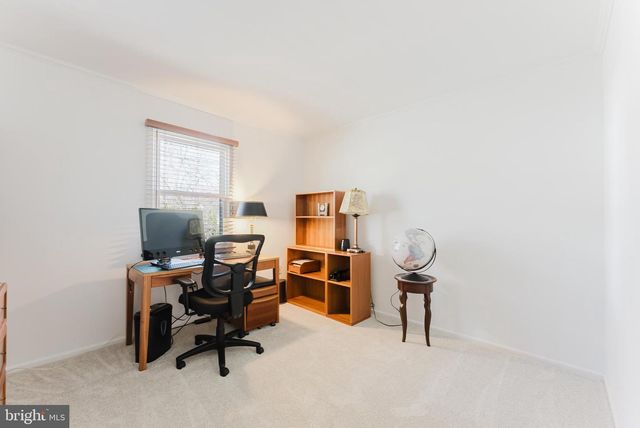 4319 FARM HOUSE LN, Fairfax, VA 22032