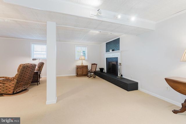 4319 FARM HOUSE LN, Fairfax, VA 22032