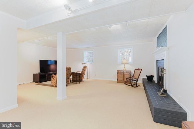 4319 FARM HOUSE LN, Fairfax, VA 22032