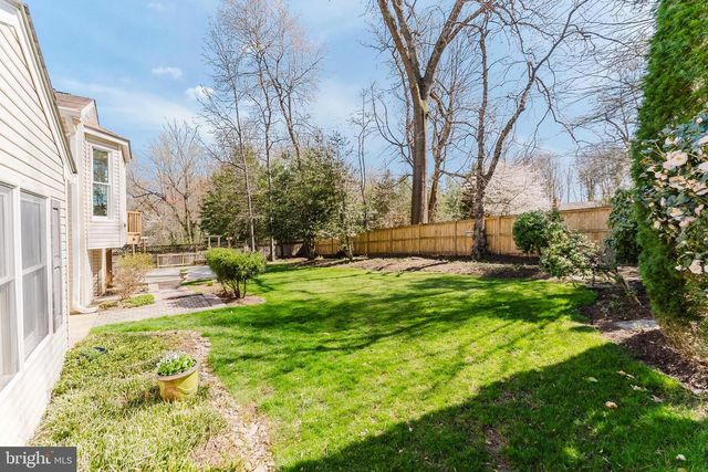 4319 FARM HOUSE LN, Fairfax, VA 22032