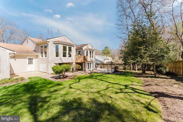 4319 FARM HOUSE LN, Fairfax, VA 22032