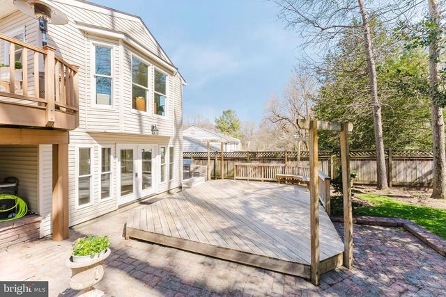 4319 FARM HOUSE LN, Fairfax, VA 22032