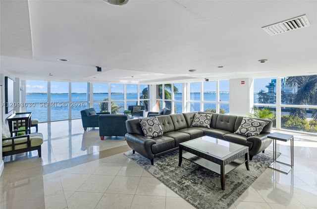 1155 Brickell Bay Dr 2207, Miami, FL 33131