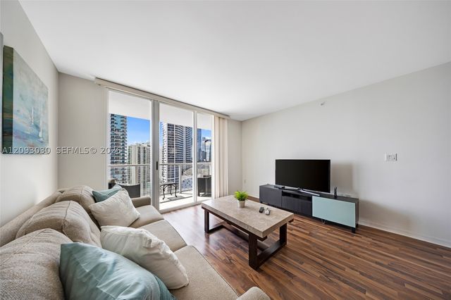 1155 Brickell Bay Dr 2207, Miami, FL 33131