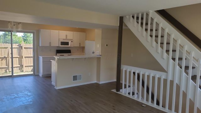 4843 Stoneybrook Boulevard, 30E, Hilliard, OH 43026