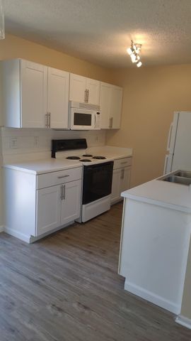 4843 Stoneybrook Boulevard, 30E, Hilliard, OH 43026