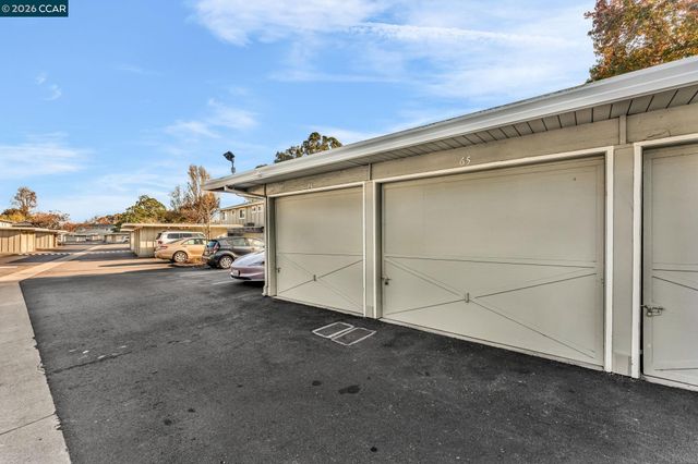 2724 Bollinger Canyon Rd, San Ramon, CA 94583