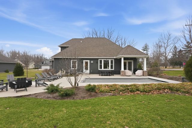 7790 E Cherokee Road, Syracuse, IN 46567