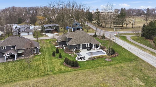 7790 E Cherokee Road, Syracuse, IN 46567