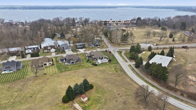 7790 E Cherokee Road, Syracuse, IN 46567