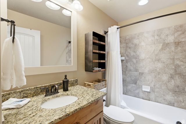 3263 S CHUKAR DR, Garden City, UT 84028