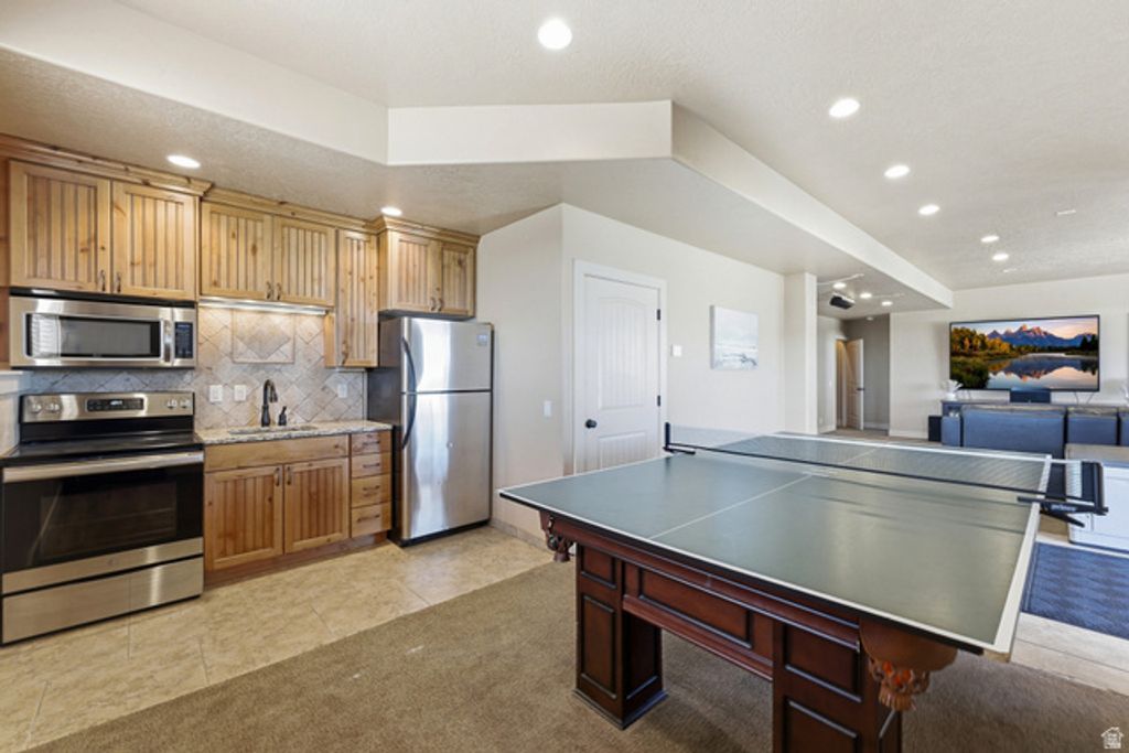 Image 19 of property listing at 3263 S CHUKAR DR, Garden City, UT 84028