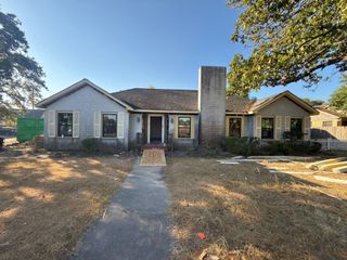 418 Eleanor Street, Houston, TX 77009