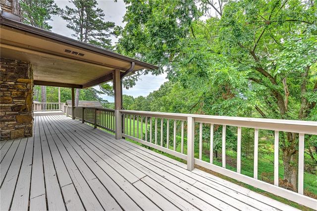 18772 Davis Road, Rogers, AR 72756