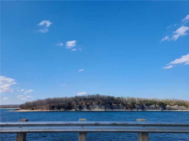 18772 Davis Road, Rogers, AR 72756