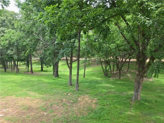 18772 Davis Road, Rogers, AR 72756