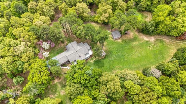 18772 Davis Road, Rogers, AR 72756