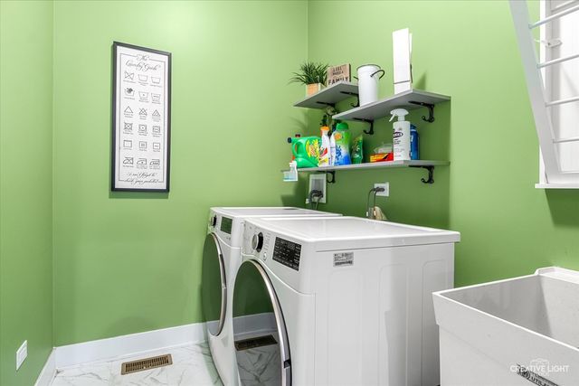 3556 Crosswater Court, Elgin, IL 60124