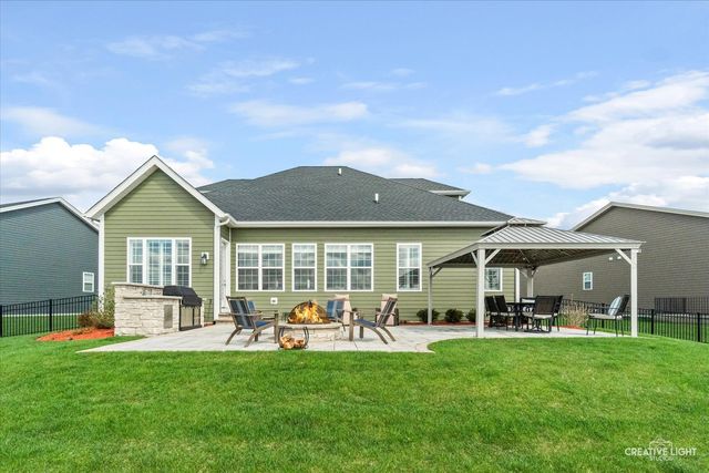 3556 Crosswater Court, Elgin, IL 60124