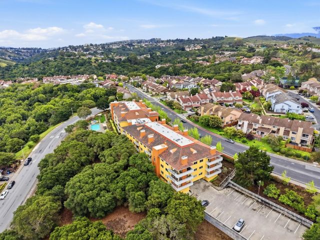1700 De Anza Boulevard 108, San Mateo, CA 94403