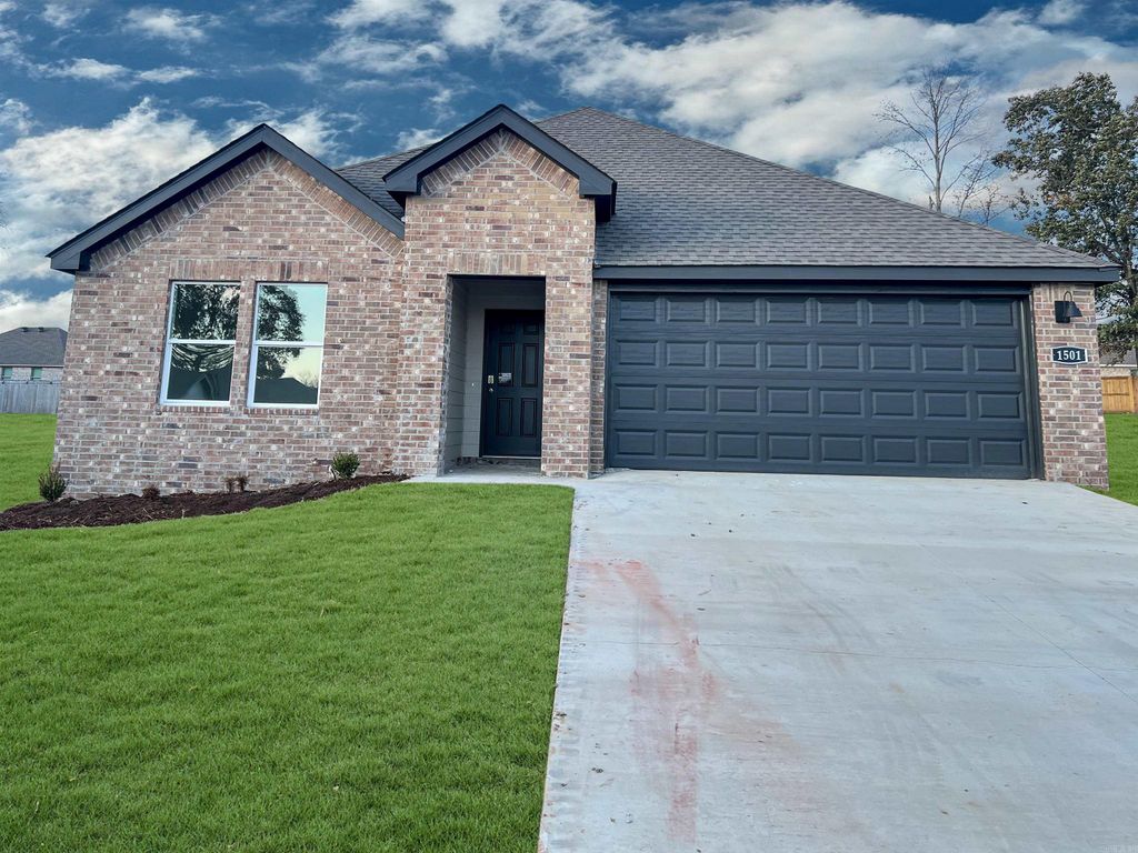 1501 Ridgefield Circle, Searcy, AR 72143