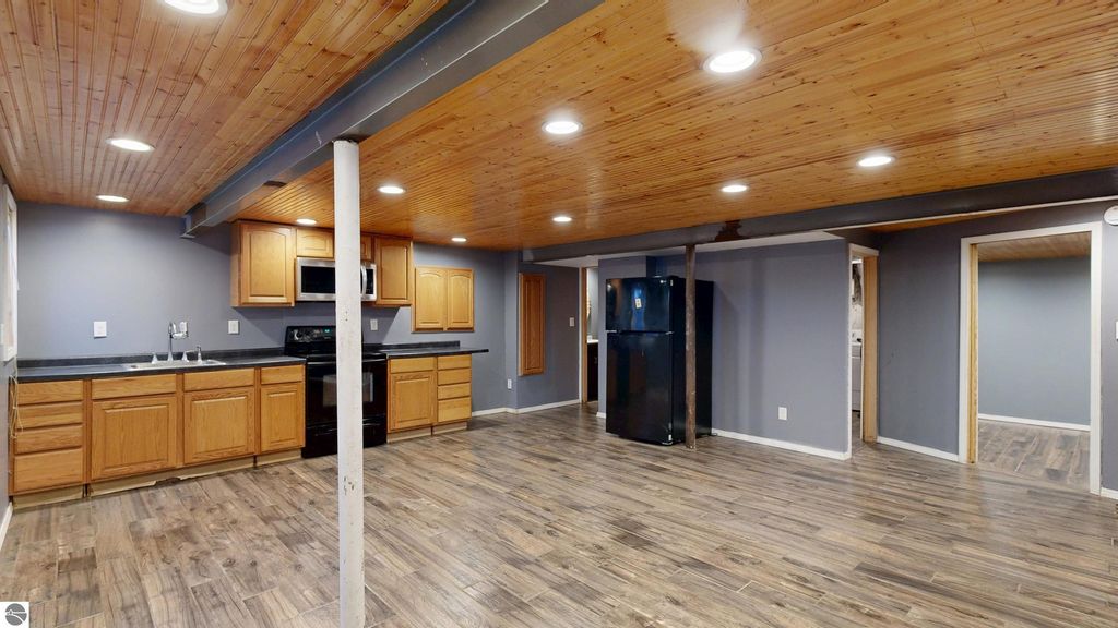 Image 44 of property listing at 1524 Ridge, Mt Pleasant, MI 48858