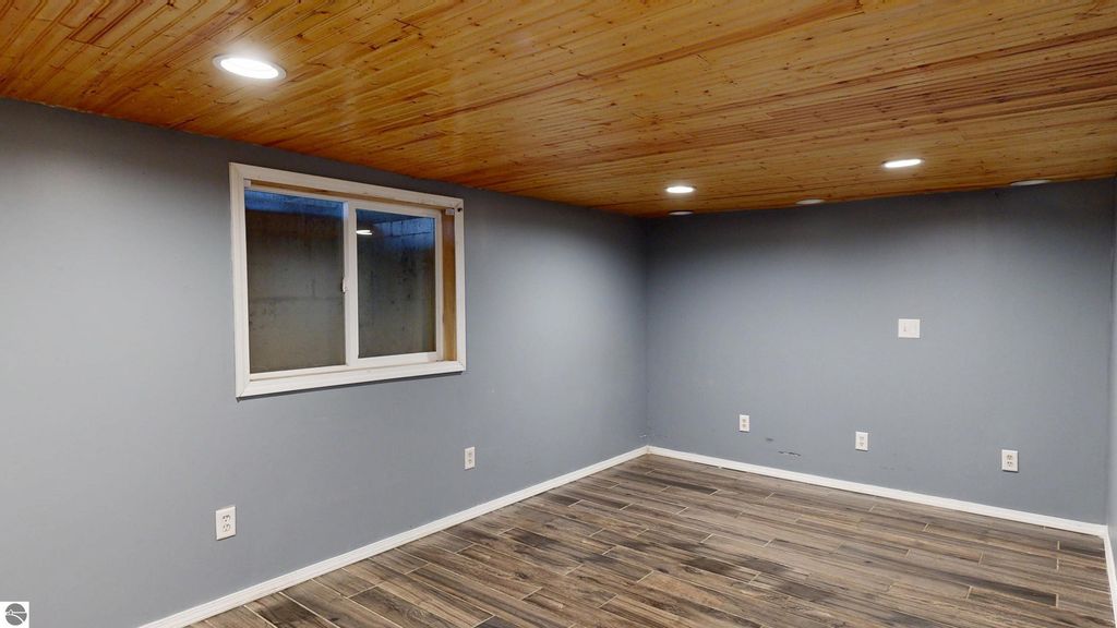 Image 48 of property listing at 1524 Ridge, Mt Pleasant, MI 48858