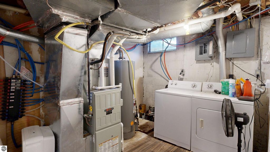 Image 50 of property listing at 1524 Ridge, Mt Pleasant, MI 48858