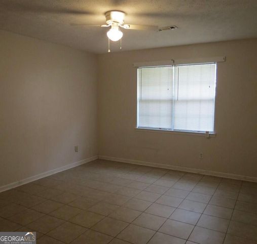 1755 Fox Chase Court SE, Conyers, GA 30013