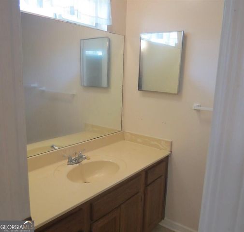 1755 Fox Chase Court SE, Conyers, GA 30013