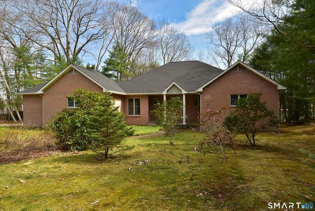 5 Crystal Ball Court, Ellington, CT 06029