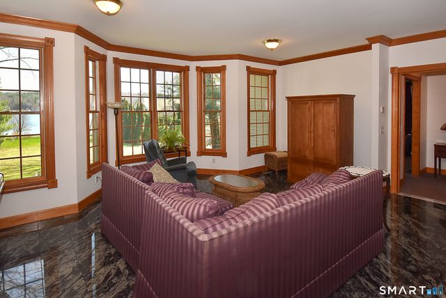 5 Crystal Ball Court, Ellington, CT 06029