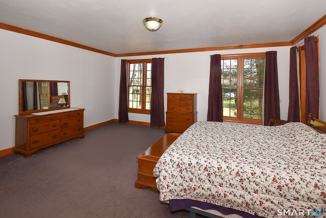 5 Crystal Ball Court, Ellington, CT 06029