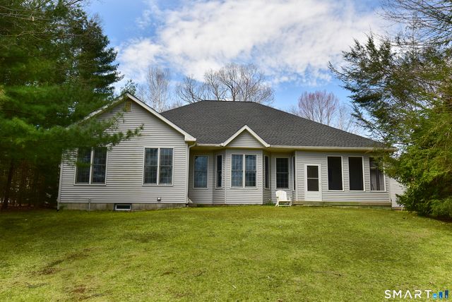 5 Crystal Ball Court, Ellington, CT 06029