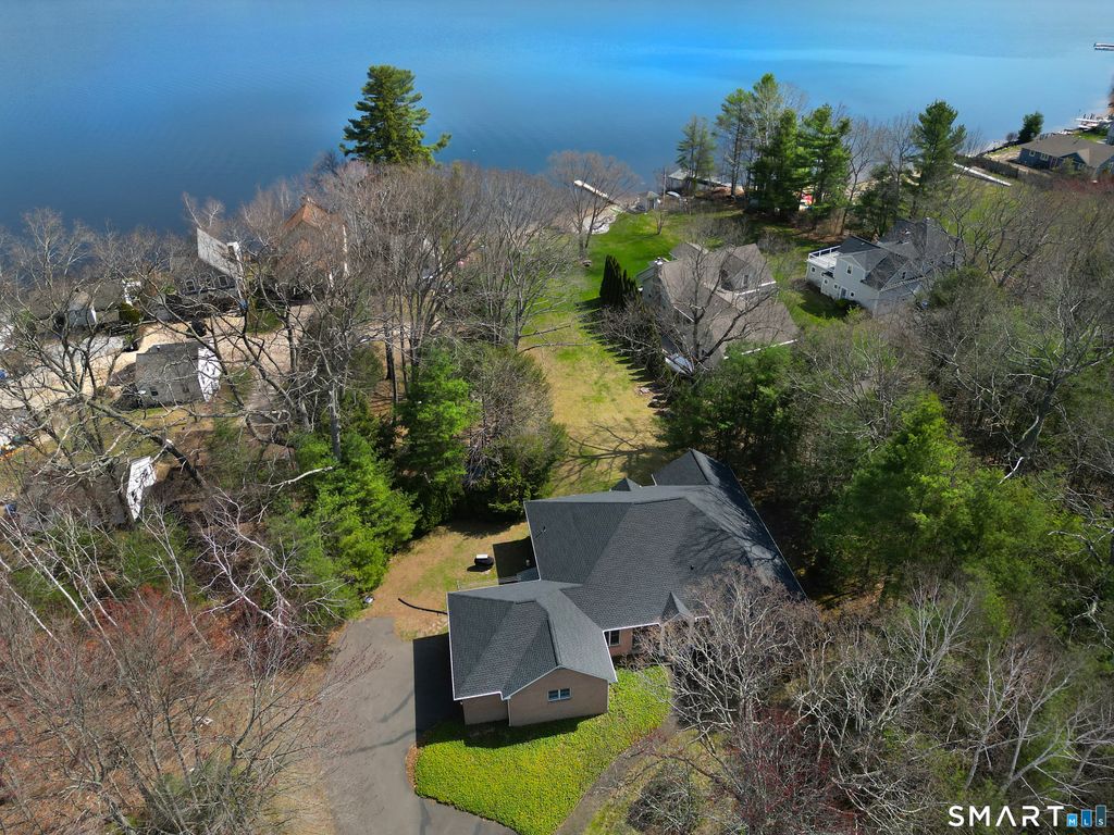 5 Crystal Ball Court, Ellington, CT 06029