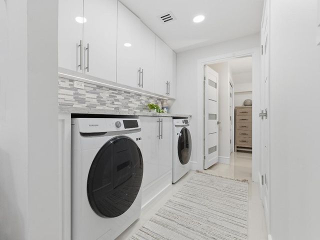 2210 NE 3rd Ave Avenue, Delray Beach, FL 33444